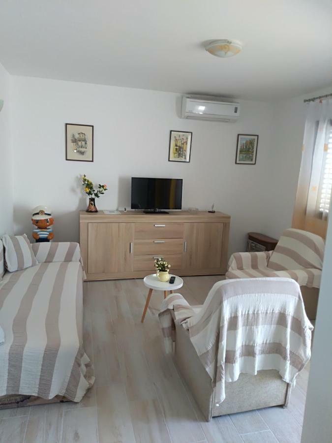 Apartments Maja Драшнице Экстерьер фото